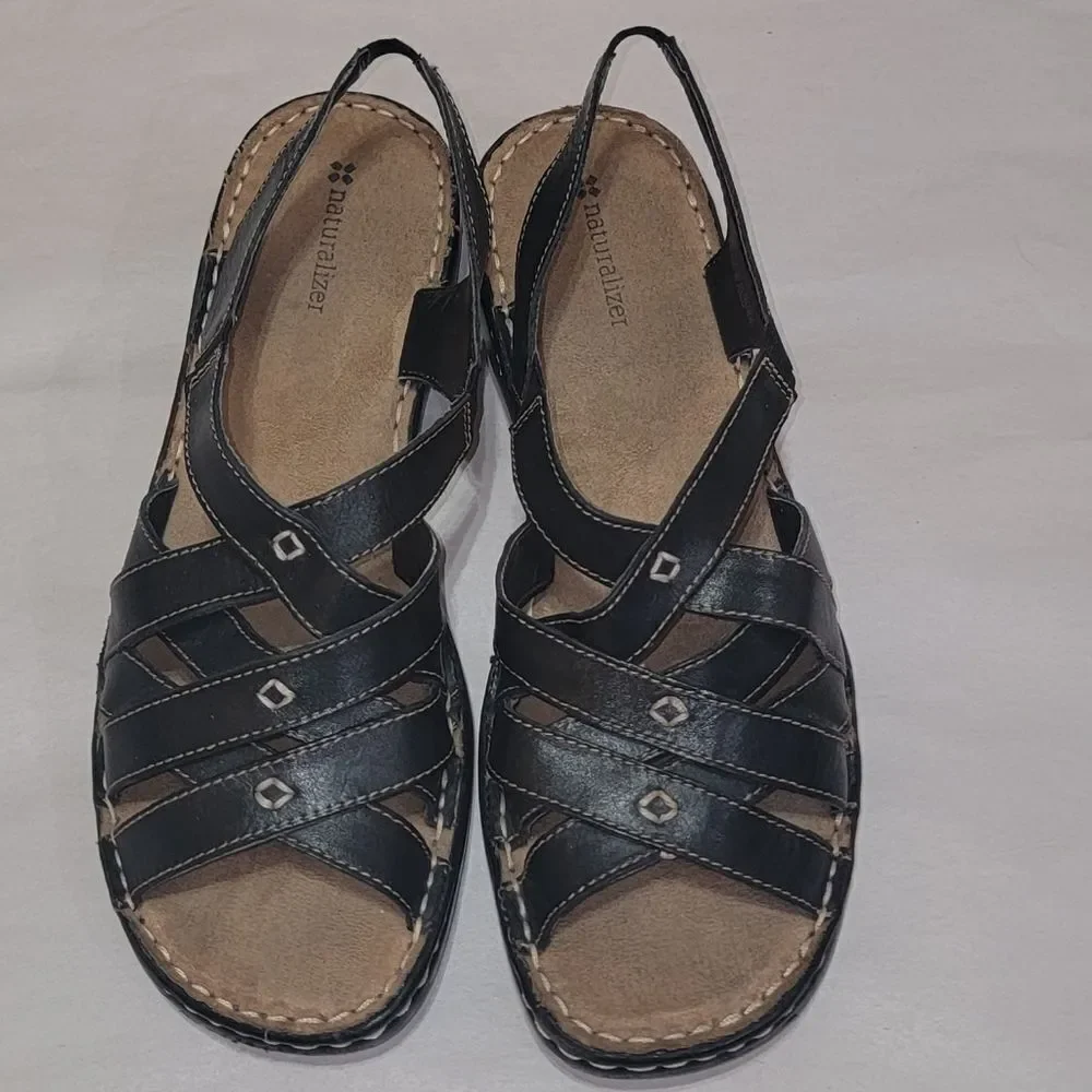 Naturalizer Craft Black Leather Strappy Comfort Sandals w Thick Stitching Sz 9.5